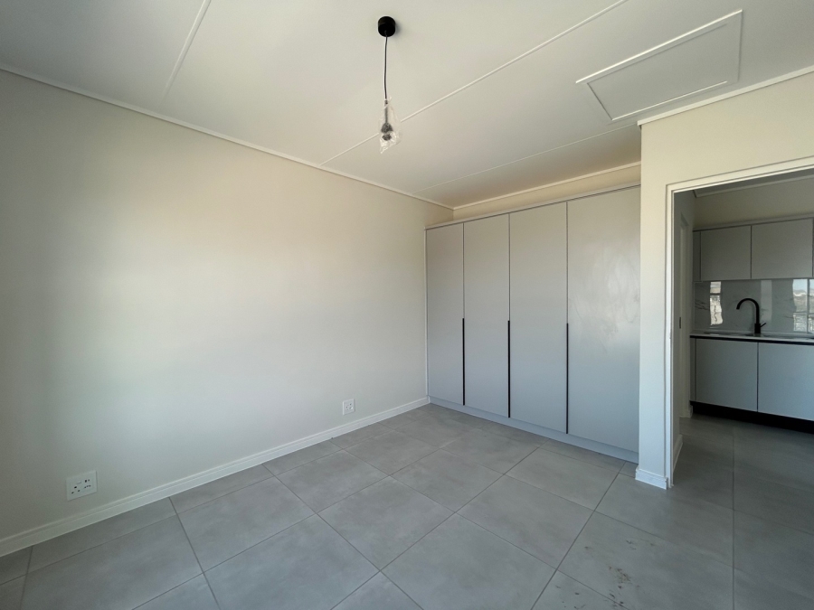 To Let 1 Bedroom Property for Rent in Sandown Western Cape